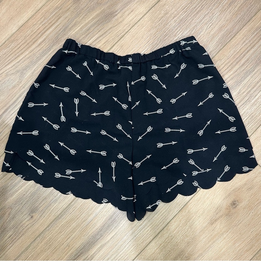 Anthropologie E by Eloise Black Arrow Scalloped Shorts Size XS